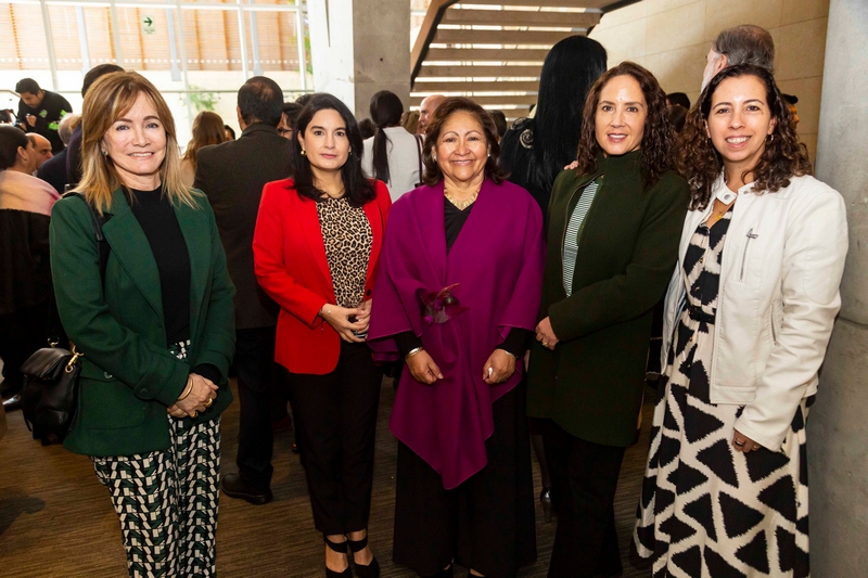 DatumPeru's tweet image. Del desencanto al voto
@urpith presentó un análisis sobre los últimos procesos electorales, el perfil del votante peruano y los criterios que definen hoy al candidato ideal. Habló sobre las preocupaciones reales del electorado.
#ExpandiendoConocimiento #CXINDEX