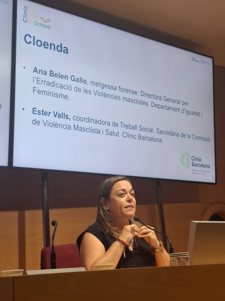Igualtat i Feminisme (@igualtatcat) on Twitter photo 🟣 Belén Gallo, DG per a l'Erradicació de les Violències Masclistes, ha participat a la jornada de l'<a href="/hospitalclinic/">Hospital Clínic</a>, ‘El llegat de la violència masclista en la parella’
Gallo ha destacat el Protocol Marc del <a href="/govern/">Govern de Catalunya</a> per una diligència deguda en situacions de violència masclista 🟣 Belén Gallo, DG per a l'Erradicació de les Violències Masclistes, ha participat a la jornada de l'<a href="/hospitalclinic/">Hospital Clínic</a>, ‘El llegat de la violència masclista en la parella’
Gallo ha destacat el Protocol Marc del <a href="/govern/">Govern de Catalunya</a> per una diligència deguda en situacions de violència masclista