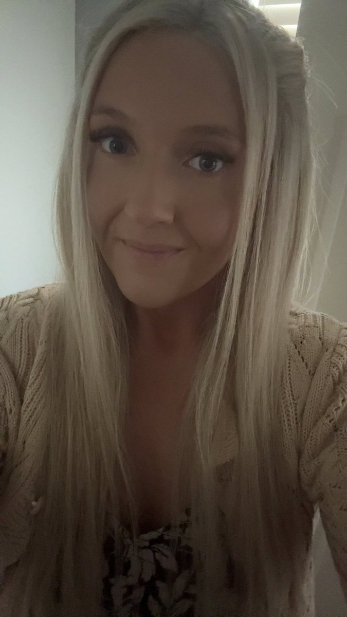 brookeemf's tweet photo. 🖤🖤 https://t.co/UeN3lwfd7J