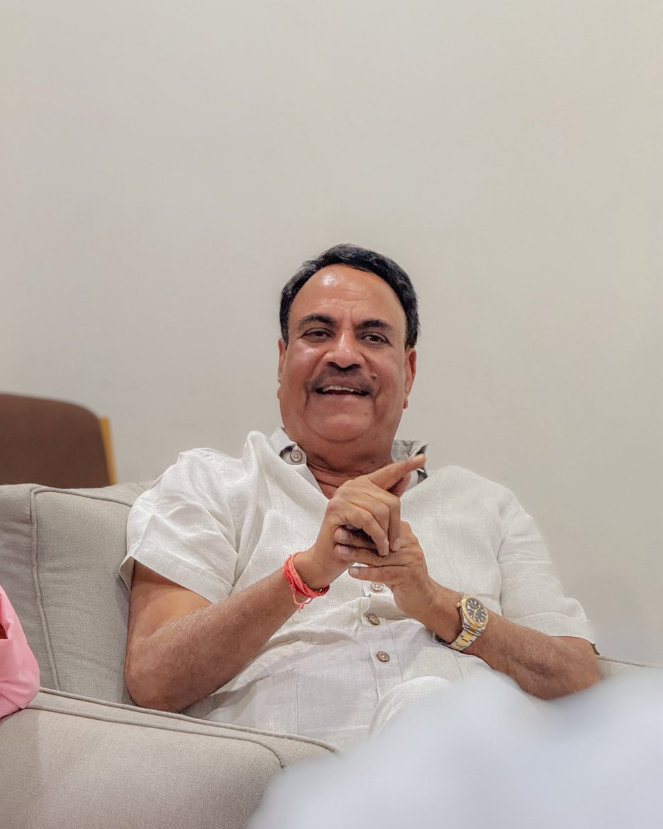 Meghraj Singh Royal (@the_mrsofficial) on Twitter photo 