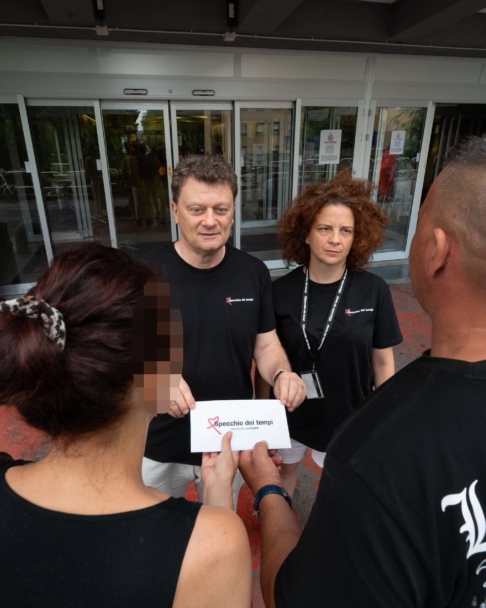 A meno di 48 ore dall’esplosione in via Nizza, Specchio dei tempi ha già consegnato 5.000 € di aiuti immediati 🧡

La raccolta continua e ogni contributo può fare la differenza: specchiodeitempi.org/emergenza-tori…