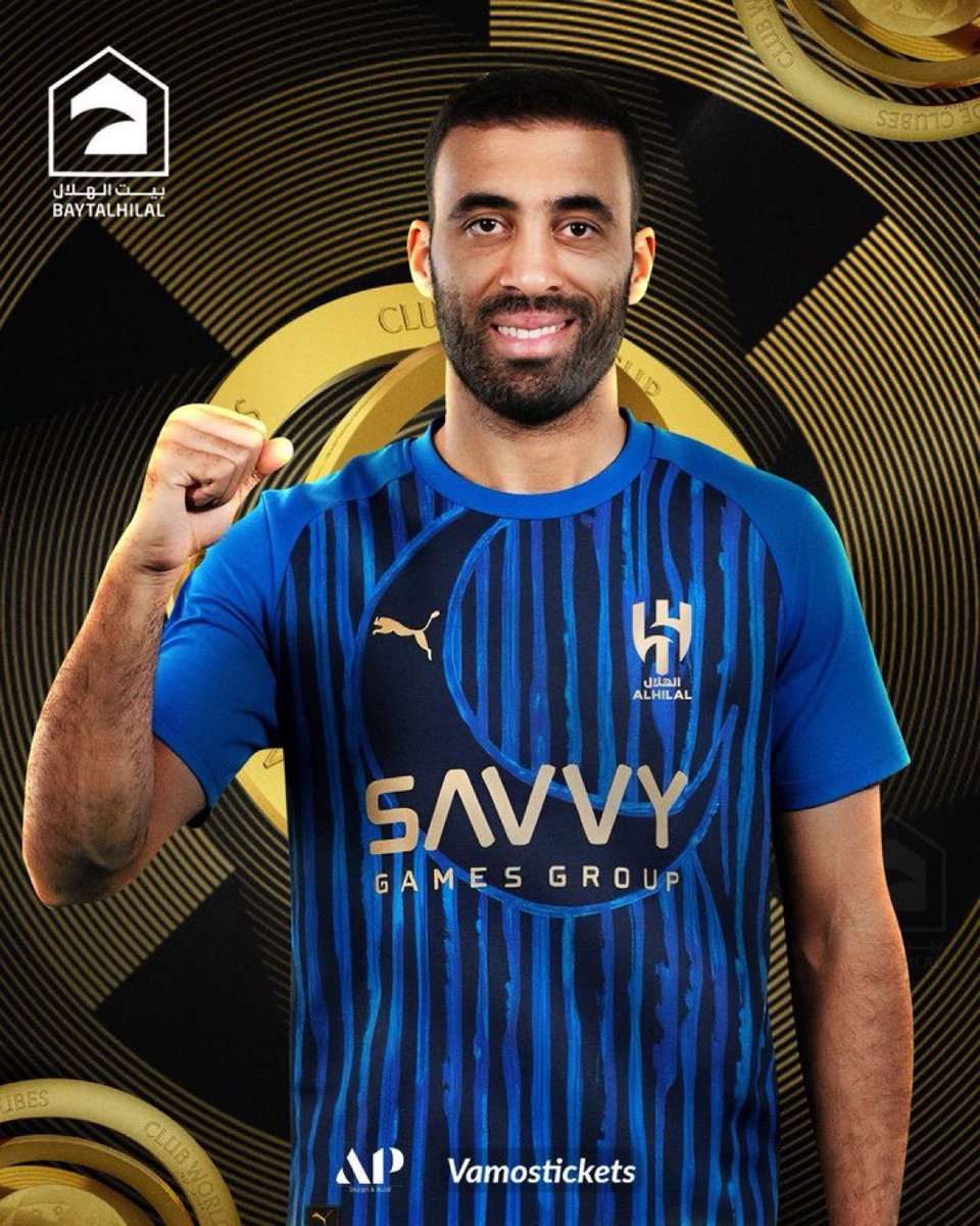 jjrkl's tweet photo. خلاص تأكدت ١٠٠٪ ان حمدلله ساطي 

- دعس شعارهم 
- يقول الفوز على الهلال يحتاج حكم قوي
- يسكتهم كل ما سجل ضدهم 
- اكثر لاعب يكرهه جمهور الهلال 

في النهايه خضعهم وتعاقدوا معه 

شكراً بن نافل 💙 https://t.co/6jQQjzNTyK