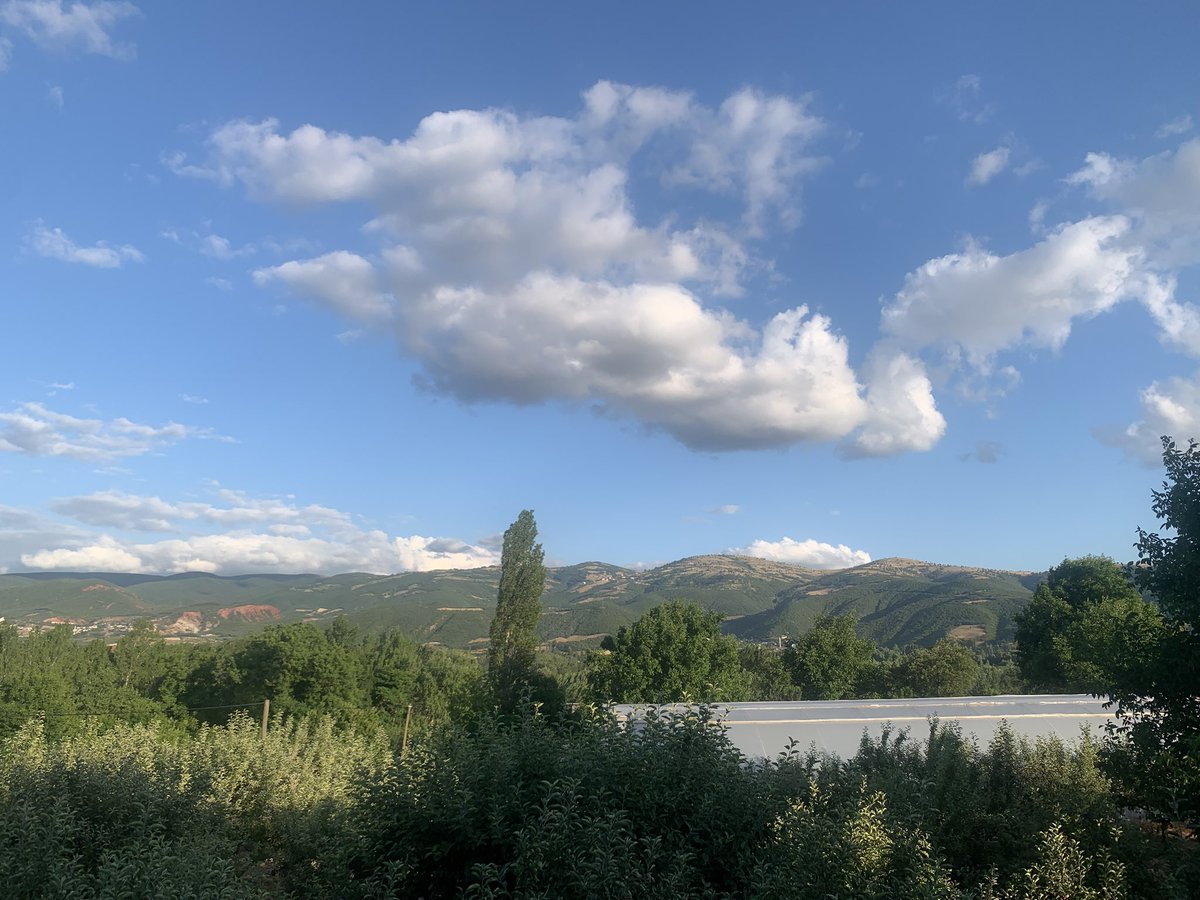 msubektas's tweet photo. Sizce bu dağlar kömürden midir? https://t.co/E1cWcDB6Xr