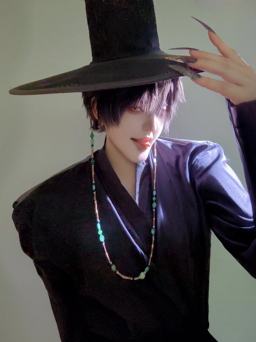 ryoiich's tweet photo. 😈🖤Selfie Mirrored #jinu 

#sajaboys #jinucosplay #kpopdemonhunters #kpdh  #kpopdemonhuntersnetflix #kpop #케이팝데몬헌터스 #진우 https://t.co/7Q1wMInu0q