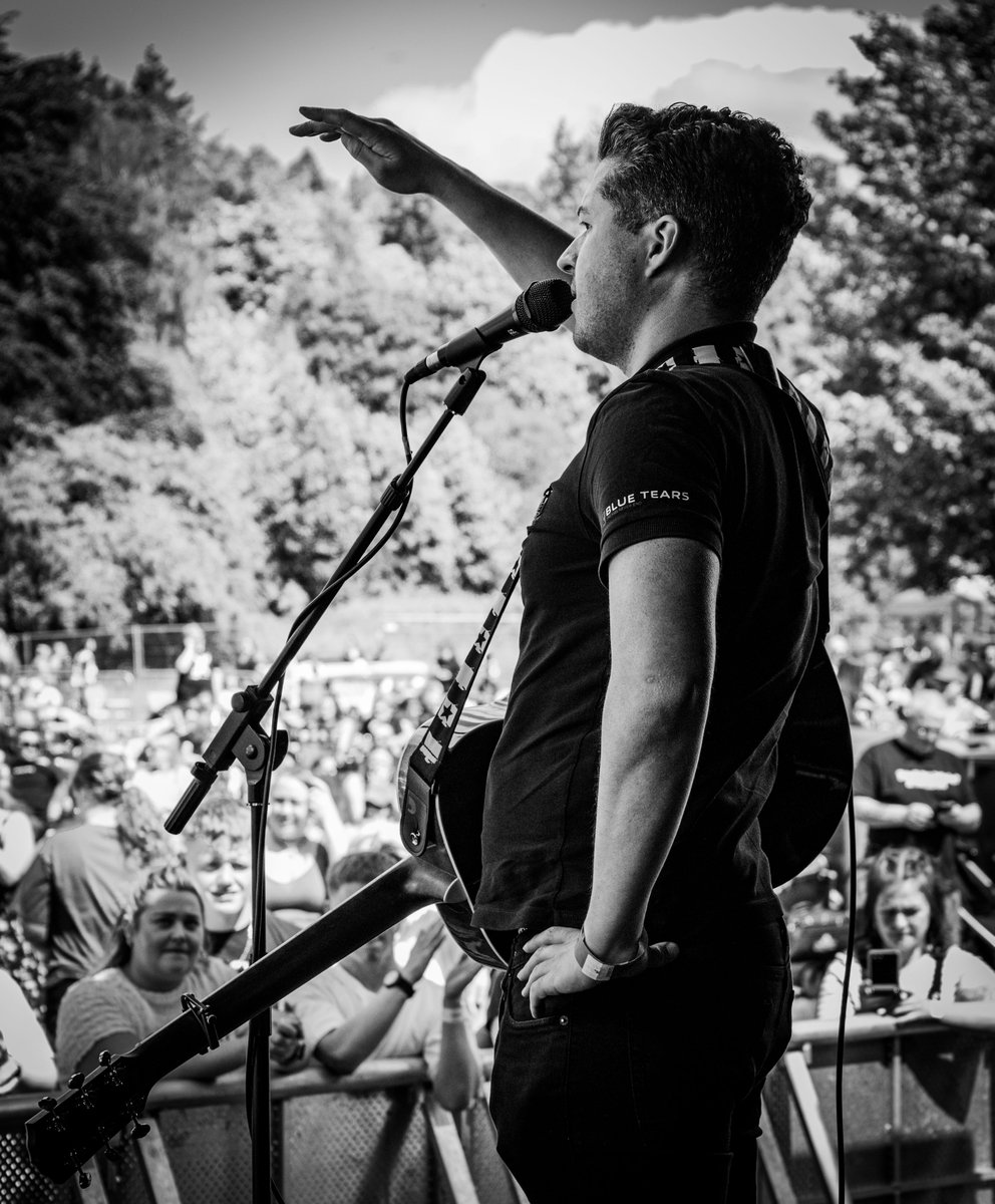 THE HEARTLAND FESTIVAL 

I had a class time at The Heartland Festival at the weekend. Great crowd and atmosphere at the festival with folk getting behind the tunes. ☀️

- PG x