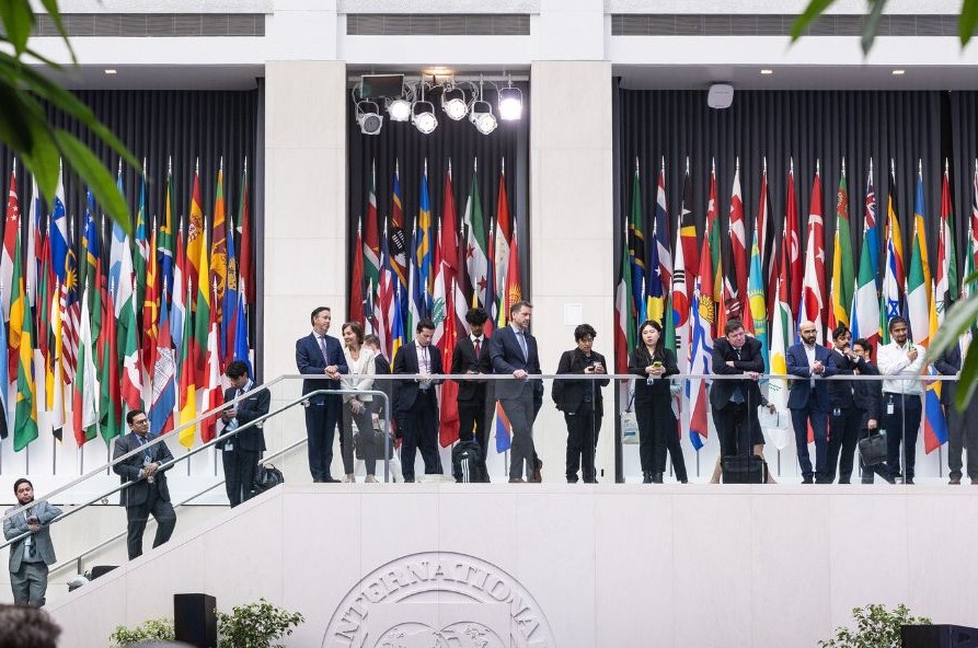 I'm often asked how the IMF finances itself. We are like a credit union for countries. Our 191 members pool resources via quotas, creating nearly $1T in lending capacity, under a unique funding model that does not require budget appropriations.
imf.org/en/Blogs/Artic…