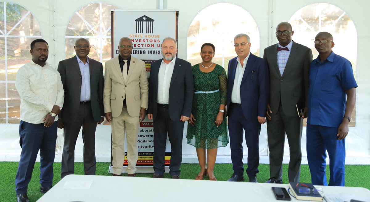 doxaprofiti's tweet image. Sahinli Group C/M Akin Atilla, Vice Chair Mecha, and Uganda’s Honorary Consul to Malaysia @Mkakabiro met Col. @edthnaka, joined by @EdBbaaleEd & S/n Counsel @FGimara, to discuss a major BOT-based oil infrastructure investment with long-term gains for Uganda.