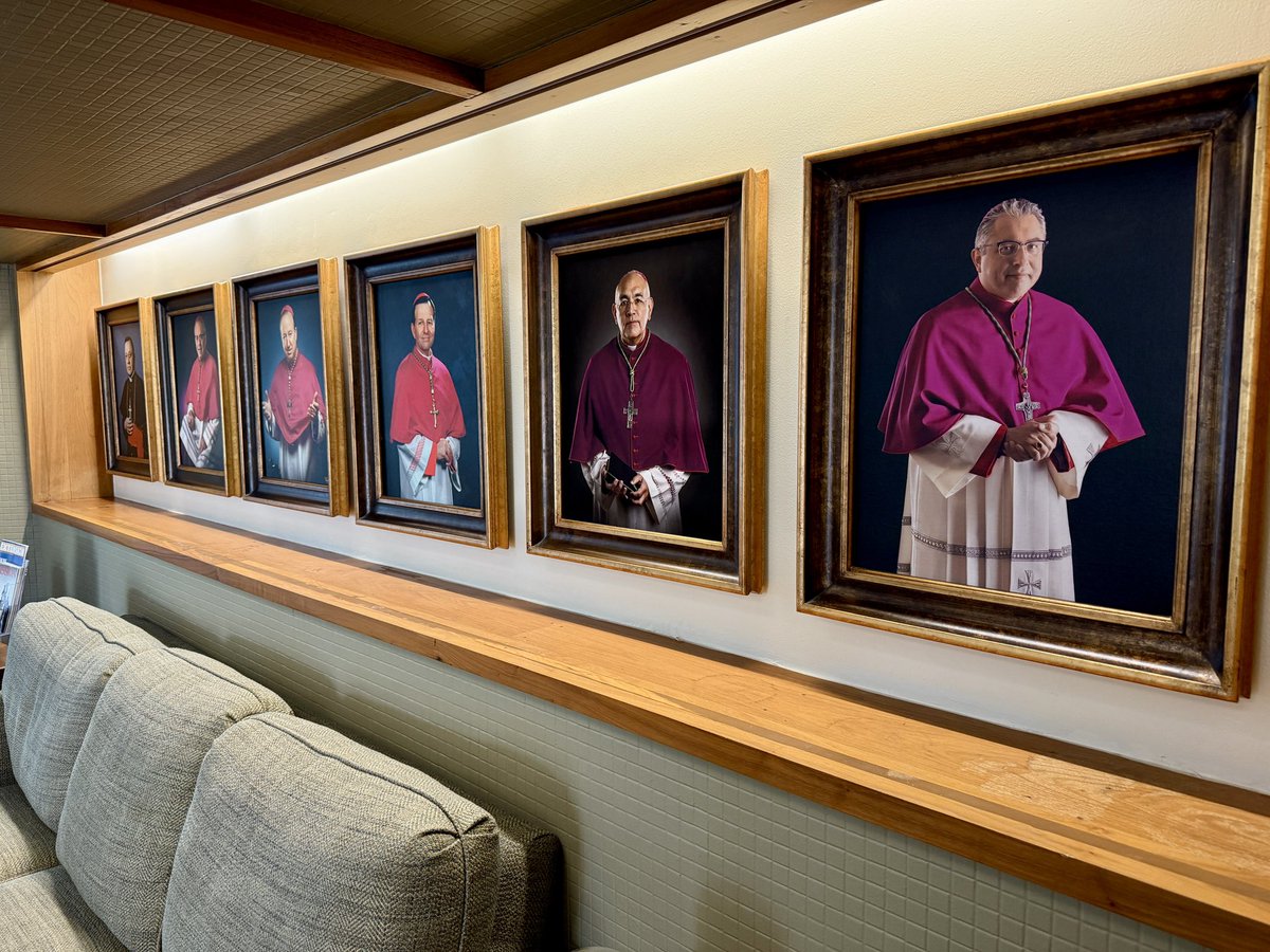 BettieCrossTV's tweet image. Pope Leo XIV just appointed Bishop Daniel E. Garcia as the sixth Bishop of the Diocese of Austin.
Bishop Garcia is a native Texan who served the Diocese of Austin as an Auxiliary Bishop from 2015 to 2019 before he became Bishop of Monterey in California. @cbsaustin