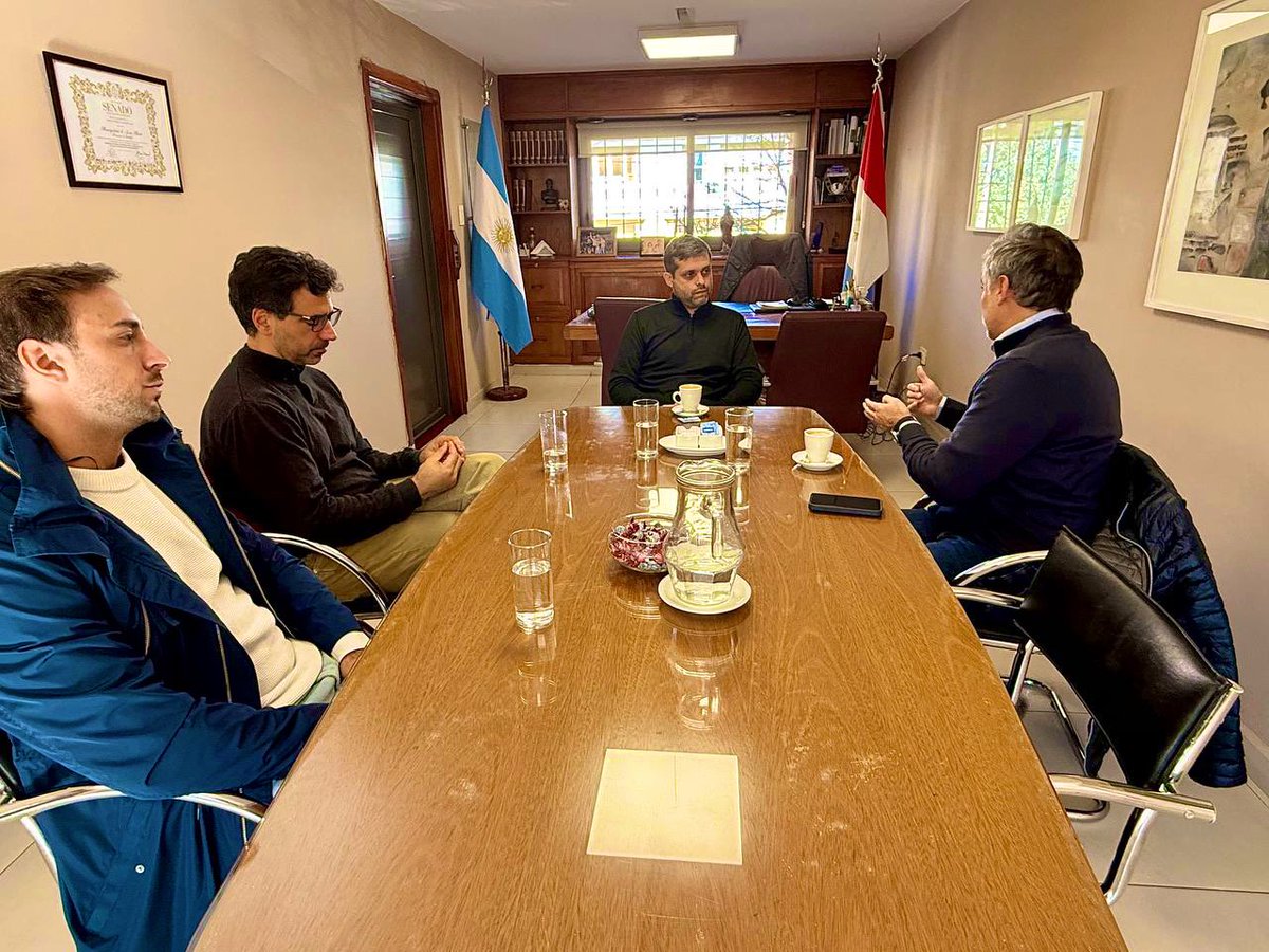 Ramón Mestre (@ramonjmestre) on Twitter photo Jesús María: me reuní con el intendente <a href="/FedeZarate0/">Fede Zarate</a>, un joven del radicalismo en la gestión pública que demuestra cómo los gobiernos locales pueden impulsar a la provincia con transparencia, servicios y obras. Desde el radicalismo, tenemos que trabajar fuertemente para potenciar Jesús María: me reuní con el intendente <a href="/FedeZarate0/">Fede Zarate</a>, un joven del radicalismo en la gestión pública que demuestra cómo los gobiernos locales pueden impulsar a la provincia con transparencia, servicios y obras. Desde el radicalismo, tenemos que trabajar fuertemente para potenciar