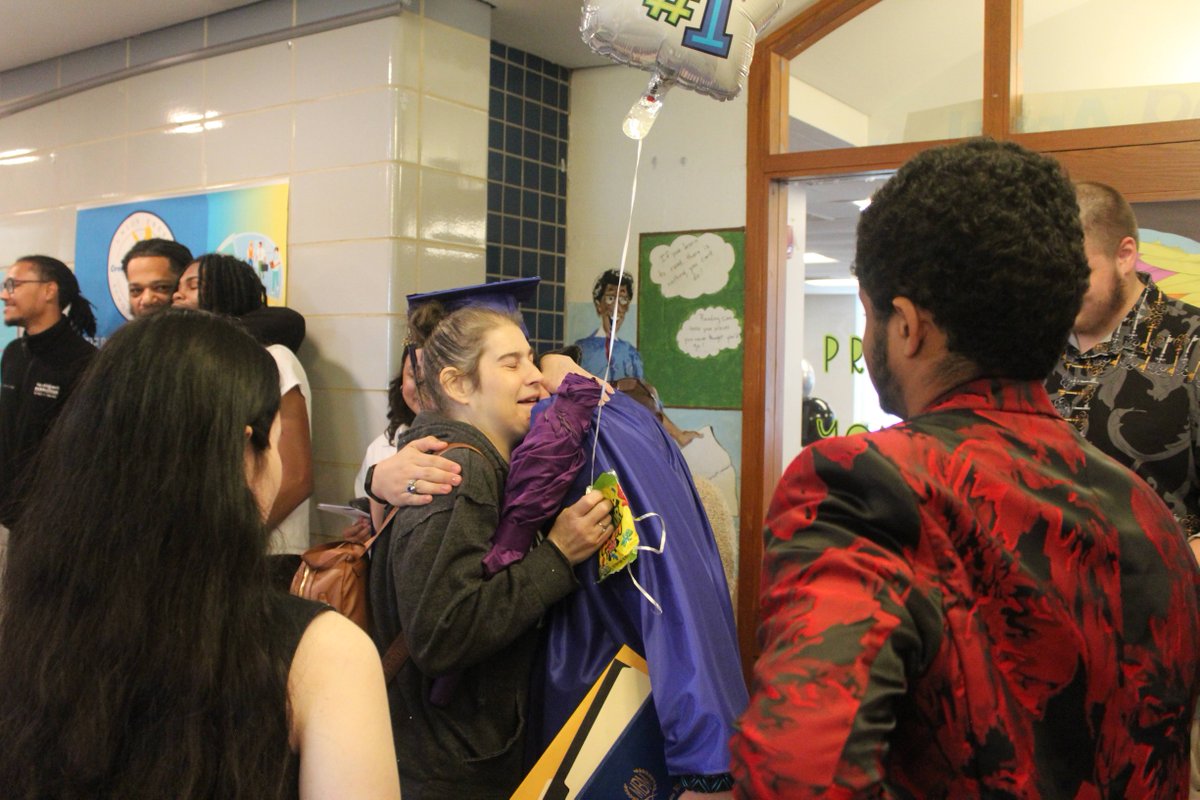 ChildrensVllg's tweet image. 🎓Congrats to the Greenburgh Eleven Class of 2025 & all CV grads! Graduation is a huge milestone—especially for our youth who’ve overcome so much. Thank you for making this possible! 🎉
🎒Help them prep for next year: childrensvillage.org/school-supply-…