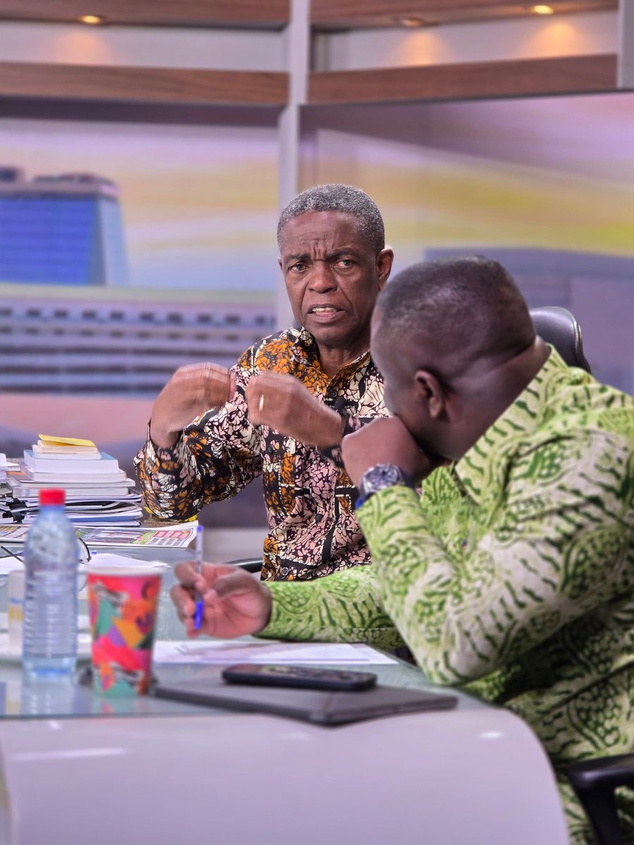 adomakomens's tweet image. This morning on @metrotvgh Good Morning Ghana program with uncle Kwasi Pratt Jnr. 

Below is the link to our discussions

facebook.com/share/v/1YfX6o…

As usual for God and Country.

#afigyakwabrenorthisrising
#GetOnBoard
#MyWordMyBond