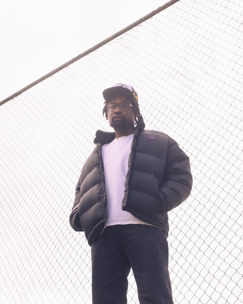 DanGanja's tweet photo. #OutsideLookingIn 06/20/2025
@RedBagRecords 🎒
@AppleMusic https://t.co/YvB6tydrlM
Photos by @93FPS https://t.co/bWqaqDlNPA