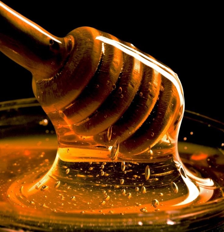 Prince_Fynnz's tweet image. The Bible mentions:

Olive Oil: 191 times
Sourdough Bread: 360 times
Raw Honey: 61 times
Butter 10 times

Not once does it mention seed oils, sugar, or lab-grown meat.

Here are 8  superfoods modern science is finally catching up to.

Check Thread 👇