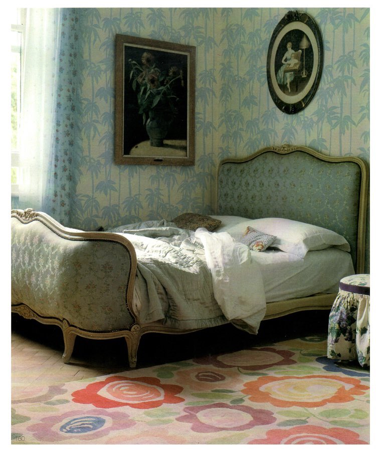 The beautiful and sophisticated Tea Roses designer rug by Kim Parker is a perfect home decor acquisition for lovers of Bohemian Chic. Handmade with 100% New Zealand wool by talented artisans from Jaipur, Tea Roses is available in both custom and standard sizes.