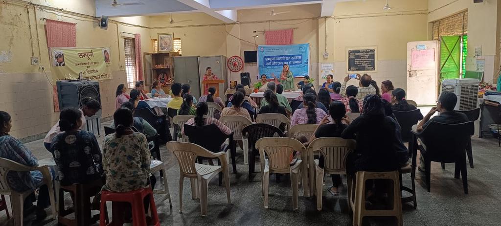 shobhavijender3's tweet photo. Today's  #kavitapath in #balandmahilasanskarshiivir , organised  by @ngo_sampurna.
@blsanthosh https://t.co/KXetmnTmlU