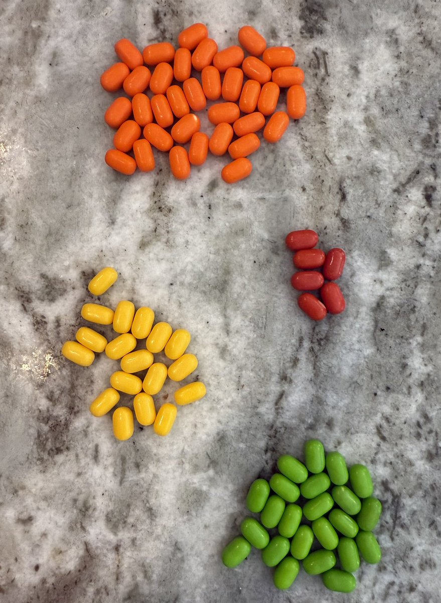 TmkSburner's tweet image. .@TicTacUSA I must know. Do you do this on purpose? Do you withhold red for some reason? Is it more expensive to make red than the other colors? Because this is egregious. And this was after I had eaten several non-red ones.