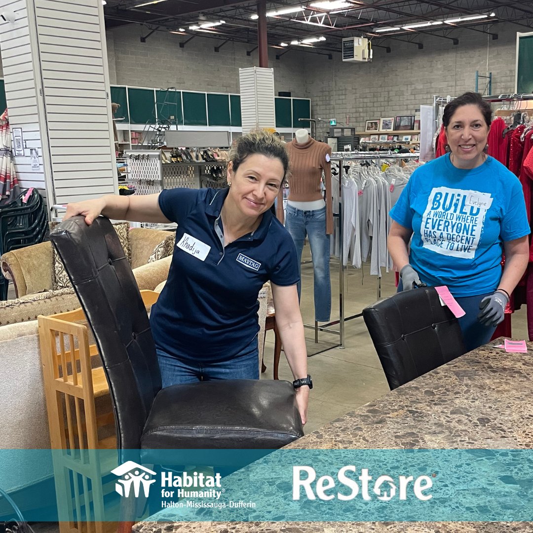 HabitatHMD's tweet image. Thank you to the incredible @Whirlpool_CA team for their team day at our Habitat for Humanity HMD ReStore! They rolled up their sleeves to build TV stands, merchandise our shelves, and sort clothing — all to help beautify the store and support our mission.
#HabitatHMD #ReStore