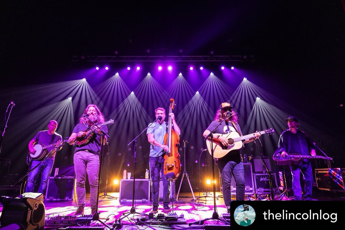 The Robe Way (@therobeway) on Twitter photo Taking our #WayCoolWednesday to the <a href="/uptowntheaterkc/">Uptown Theater</a> with <a href="/campgreensky/">Greensky Bluegrass</a> & the #lightingdesign by Andrew Lincoln using a rig with <a href="/Robelighting/">Robe Lighting</a> #MegaPointe & #Spikie luminaires supplied by Pulse Lighting. (📸 <a href="/ontheDLphoto/">Dylan Langille</a>)
#therobeway #robelighting #pulselighting #lincolnlights Taking our #WayCoolWednesday to the <a href="/uptowntheaterkc/">Uptown Theater</a> with <a href="/campgreensky/">Greensky Bluegrass</a> & the #lightingdesign by Andrew Lincoln using a rig with <a href="/Robelighting/">Robe Lighting</a> #MegaPointe & #Spikie luminaires supplied by Pulse Lighting. (📸 <a href="/ontheDLphoto/">Dylan Langille</a>)
#therobeway #robelighting #pulselighting #lincolnlights