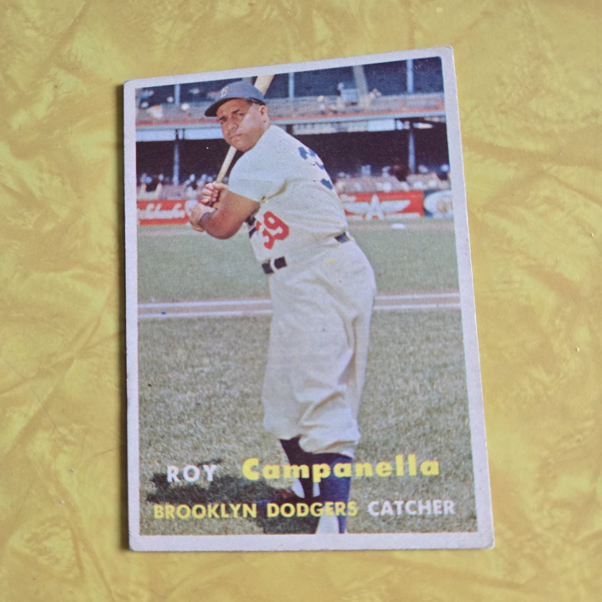 RyansVintageCA's tweet photo. I am back this weekend

Meant to post reveal number 1 last night but forgot.... this '57 Campanella will be in a #historypack very shortly! 
Stay tuned for more hits ... another one tonight! https://t.co/9If4OfHvC3
