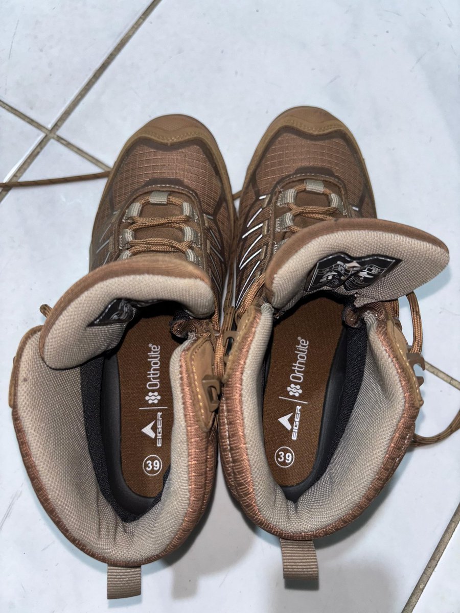 cldya__'s tweet photo. EIGER WS LORA 1.0 SHOES

Preloved like a new, 90% masih mulus baru sekali pakai
minus box
di preloved krn mau up size
dom jaktim https://t.co/2CQdSXBl7k