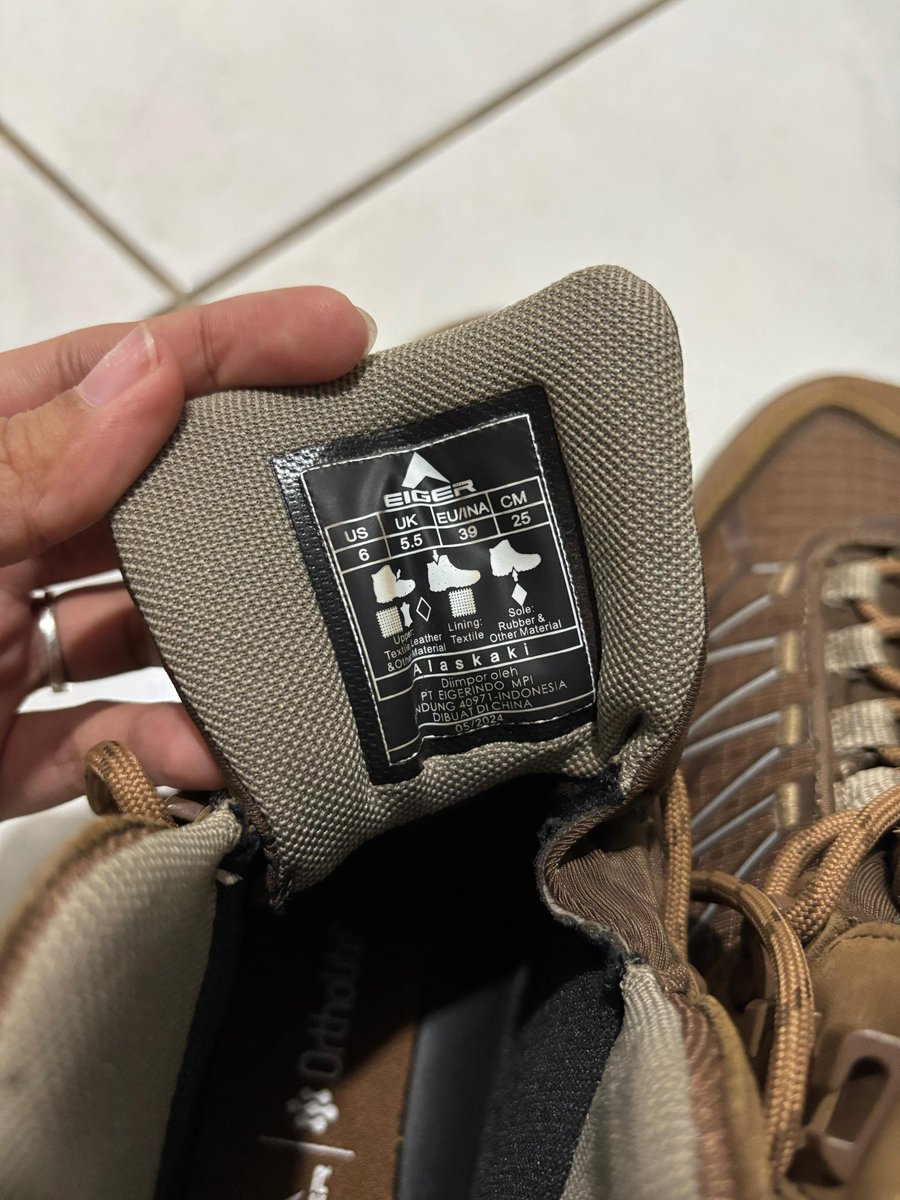 cldya__'s tweet photo. EIGER WS LORA 1.0 SHOES

Preloved like a new, 90% masih mulus baru sekali pakai
minus box
di preloved krn mau up size
dom jaktim https://t.co/2CQdSXBl7k