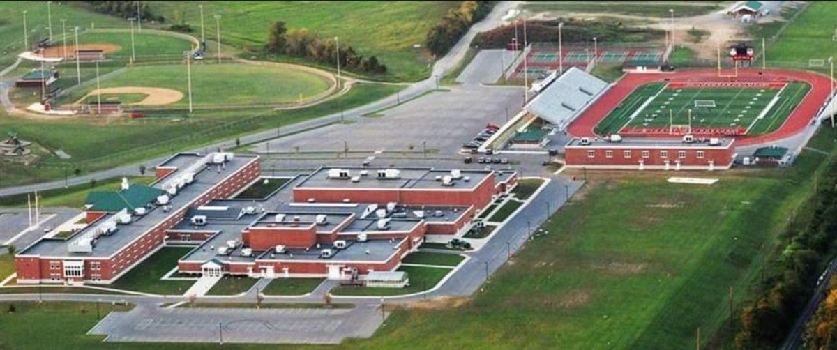 Which highschool in West Virginia has the best football stadium? 
I'm biased, but I believe it's Spring Mills. The crowd of 9k for their regular season game against Martinsburg last season was one of the best atmospheres I've ever witnessed.
What do you guys think? #wvprepfb