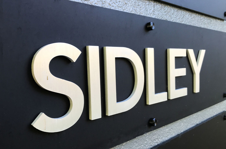 DLA Piper Private Credit Co-Head Joins Sidley Austin law.com/therecorder/20…