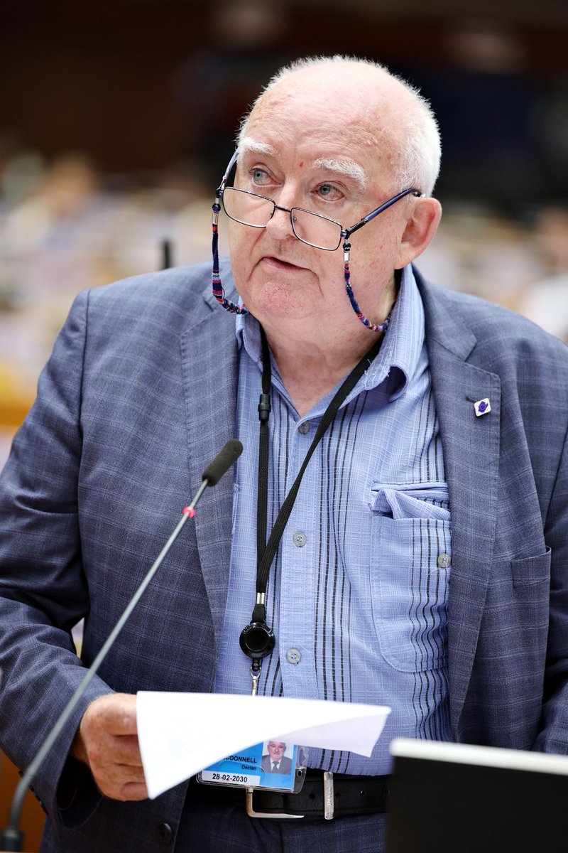 EA_CoR's tweet photo. 'Water must be treated as a strategic priority for Europe’s future', urged Declan McDonnell, contributing to a debate on EU #WaterResilience with @JessikaRoswall
McDonnell stressed that #LRAs must be involved in shaping and implementing an innovative and #NatureBased water policy that recognises water's value, empowers every level of government and boosts local and regional resilience against droughts and floods