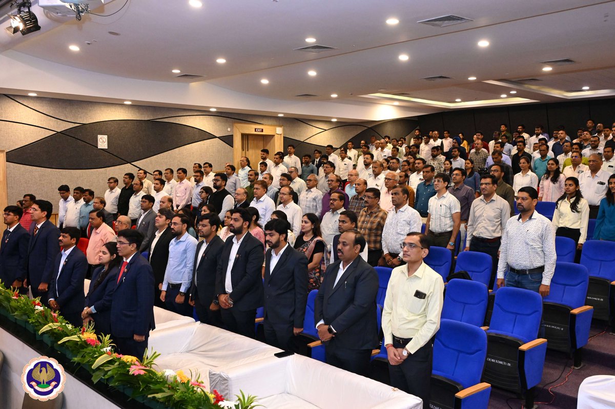 MonarchGST's tweet photo. GST NATIONAL TAX CONFERENCE at CHHATRAPATI SAMBHAJINAGAR (AURANGABAD)

MONARCH BHATT was invited as a SPEAKER on the subject of GST ISSUES - REAL ESTATES &amp; OTHER SERVICES 

Began with discussion with @FCAUmeshSharma Ji Shri Pradip Gurumurthy, Comm of CGST Aurangabad
#GST #ICAI https://t.co/S9xsOphRYL