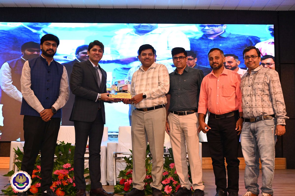 Monarch Bhatt (@monarchgst) on Twitter photo GST NATIONAL TAX CONFERENCE at CHHATRAPATI SAMBHAJINAGAR (AURANGABAD)
MONARCH BHATT was invited as a SPEAKER on the subject of GST ISSUES - REAL ESTATES & OTHER SERVICES
Began with discussion with <a href="/FCAUmeshSharma/">CA Umesh Sharma</a> Ji Shri Pradip Gurumurthy, Comm of CGST Aurangabad
#GST #ICAI GST NATIONAL TAX CONFERENCE at CHHATRAPATI SAMBHAJINAGAR (AURANGABAD)
MONARCH BHATT was invited as a SPEAKER on the subject of GST ISSUES - REAL ESTATES & OTHER SERVICES
Began with discussion with <a href="/FCAUmeshSharma/">CA Umesh Sharma</a> Ji Shri Pradip Gurumurthy, Comm of CGST Aurangabad
#GST #ICAI