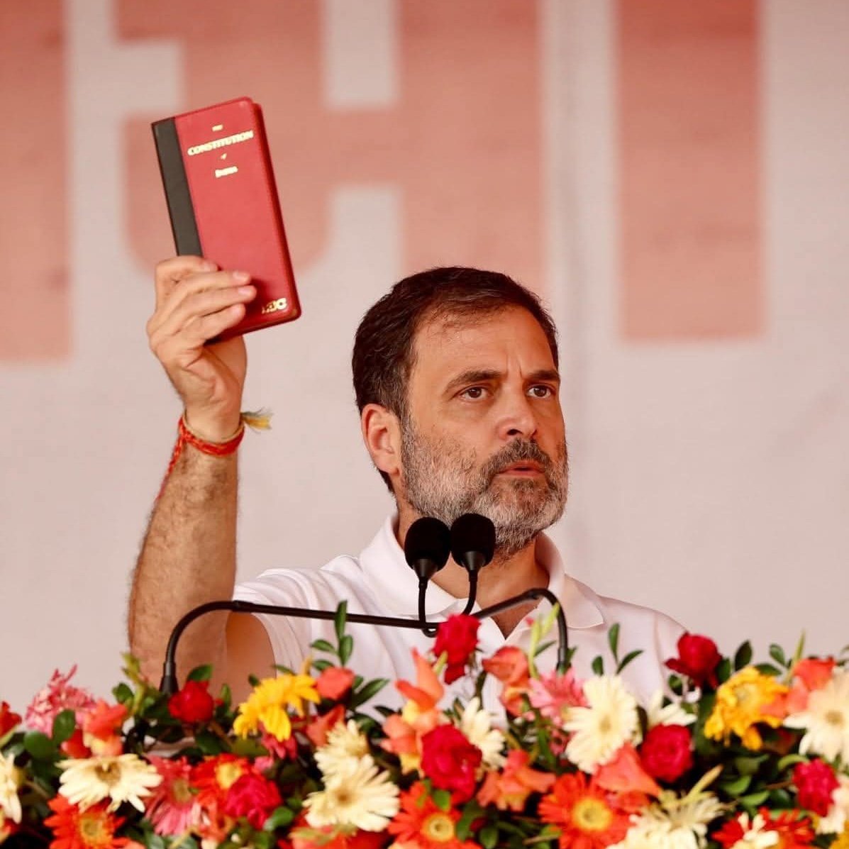 "A Year of Voice for the People – రాహుల్ గాంధీ గారికి శుభాభినందనలు!"

"ప్రతి మాట... ప్రజల పక్షాన ఒక పోరాటం."

Exactly one year ago, Rahul Gandhi ji took charge as the Leader of the Opposition in Lok Sabha — bringing renewed energy and a strong democratic voice to the heart of