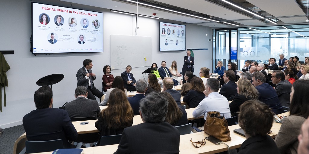 Fordham Law tweet media