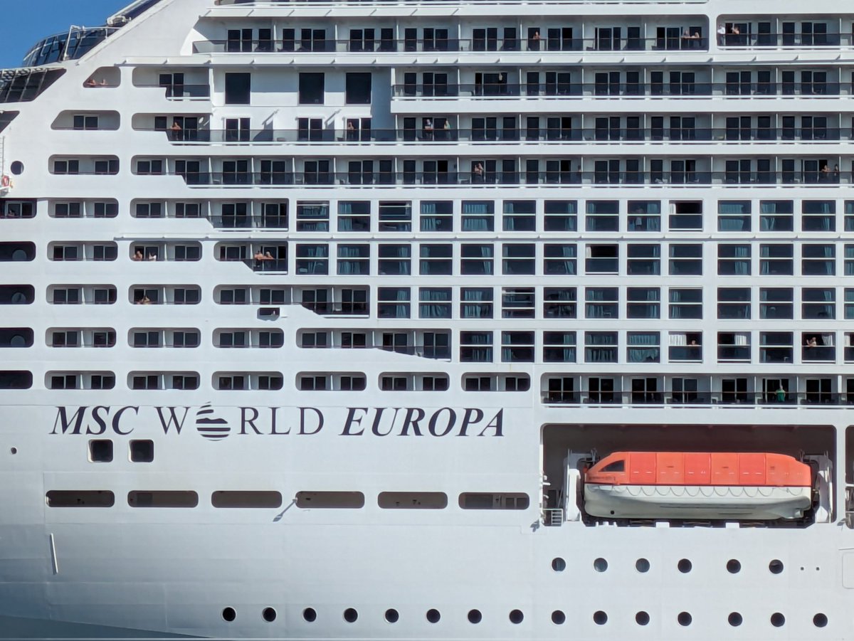 Dave ❌ tweet media