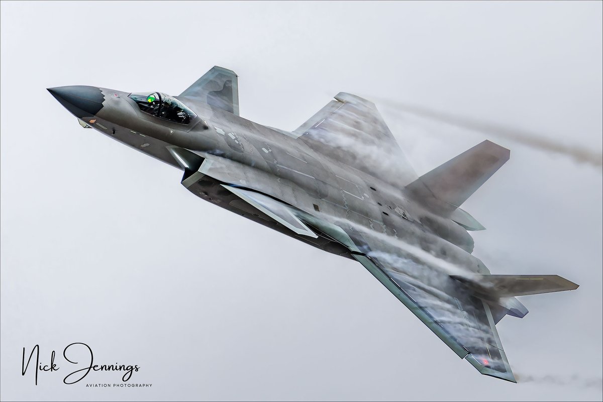 darealnjennings's tweet image. The Chengdu J-20 Weilong - NATO reporting name 'Fagin'. Conservative estimates suggest that the PLAAF have more than 200 of these in service, maybe closer to 300.