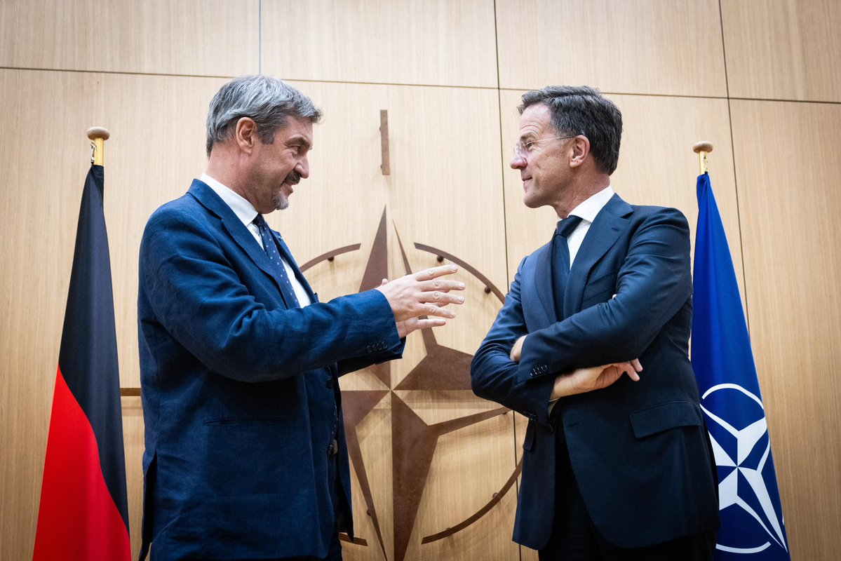 SecGenNATO's tweet image. Good discussion with @Markus_Soeder at NATO HQ yesterday. As Allies invest more in defence, we also need to rapidly ramp up production. Appreciate hearing about how Bavaria is supporting innovation and the defence industry.