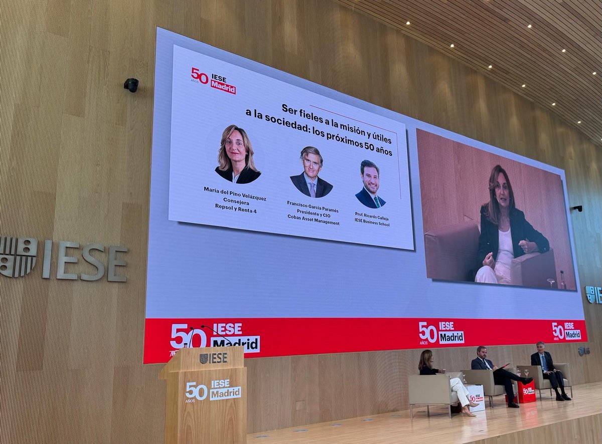 Este lunes tuve la oportunidad de asistir al acto académico de celebración del 50º aniversario de <a href="/iesebschool/">IESE Business School</a> en Madrid, presidido por el Gran Canciller de la Universidad de Navarra <a href="/unav/">Universidad de Navarra</a> , Mons. Fernando Ocáriz.

Enhorabuena por estos 50 años.