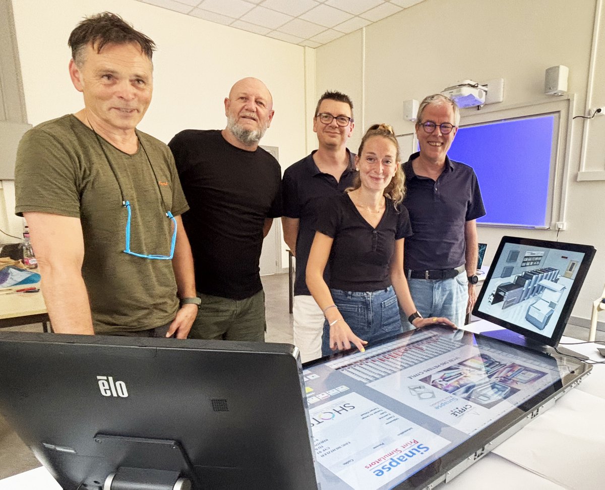 cyffle's tweet photo. 🎉 Nouveauté au lycée Cyfflé !

Aujourd’hui, nous avons reçu une TouchConsole de chez Sinapse Print Simulators !

C'est un simulateur de presse offset avec 3 écrans tactiles, pour une immersion au + proche des conditions réelles.

Merci OPCO EP pour le financement 🙏 https://t.co/AU6jBme5PH