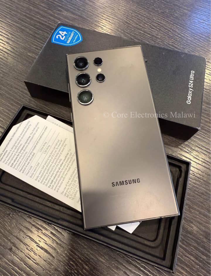 CoreMalawi's tweet image. Buy Boxed Samsung Galaxy S24 Ultra | Snapdragon 8 Gen 3 | 12GB RAM | 256GB Storage | 200MP Quad Camera | 5000mAh Battery | 6.8” AMOLED 120Hz, Display | Going at K3,550,000.00 | Contact: ￼0995 47 01 74
#coreelectronicsmalawi #Samsung #GalaxyS24Ultra