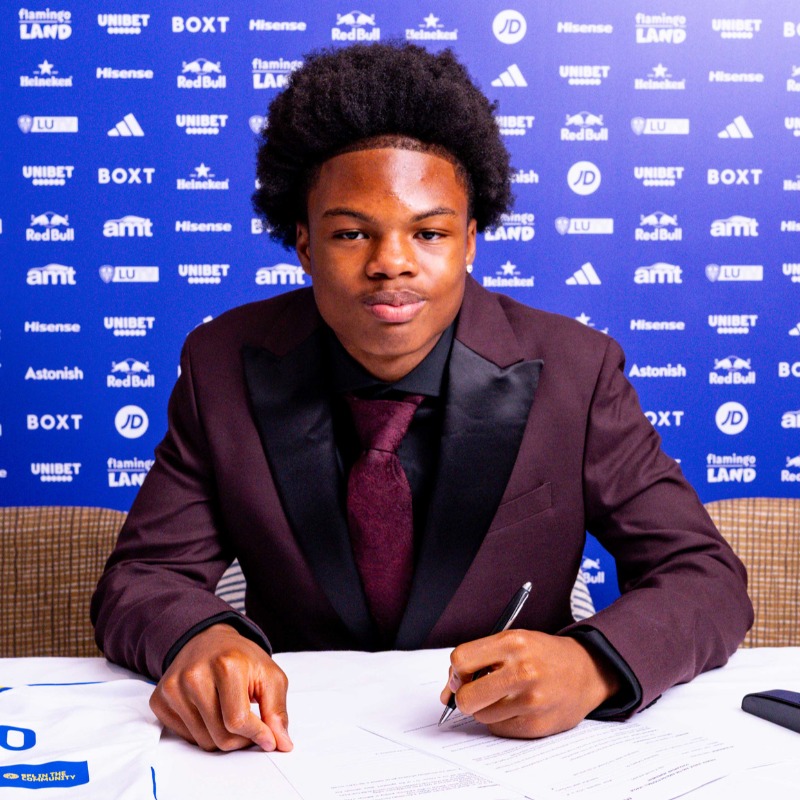 LUFCacad's tweet photo. 📝 #LUFC Academy are proud to announce 15 players have signed scholarships, continuing their development at Thorp Arch