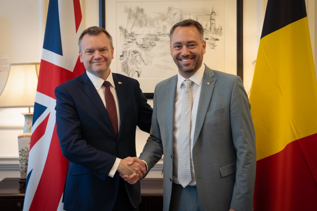 cabinetofficeuk's tweet image. Minister @NickTorfaen met with Belgian Deputy Prime Minister @prevotmaxime to discuss the close partnership between our two countries following the UK/EU reset 🇬🇧🇧🇪