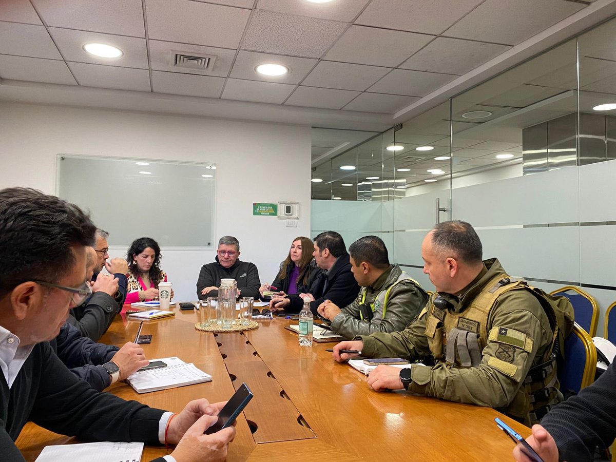 Cuerpo de Bomberos de Santiago (@cbsantiago) on Twitter photo 🔴 El Cuerpo de Bomberos de Santiago (CBS) ya se encuentra coordinando, junto a la <a href="/DPR_RM/">Delegación Presidencial Regional Metropolitana</a>, <a href="/Muni_Stgo/">Santiago</a>, <a href="/Muni_Recoleta/">Municipalidad de Recoleta</a> y <a href="/Carabdechile/">Carabineros de Chile</a>, los preparativos para la tradicional romería institucional, que se llevará a cabo el domingo 6 de julio por las calles de la ciudad. 🔴 El Cuerpo de Bomberos de Santiago (CBS) ya se encuentra coordinando, junto a la <a href="/DPR_RM/">Delegación Presidencial Regional Metropolitana</a>, <a href="/Muni_Stgo/">Santiago</a>, <a href="/Muni_Recoleta/">Municipalidad de Recoleta</a> y <a href="/Carabdechile/">Carabineros de Chile</a>, los preparativos para la tradicional romería institucional, que se llevará a cabo el domingo 6 de julio por las calles de la ciudad.