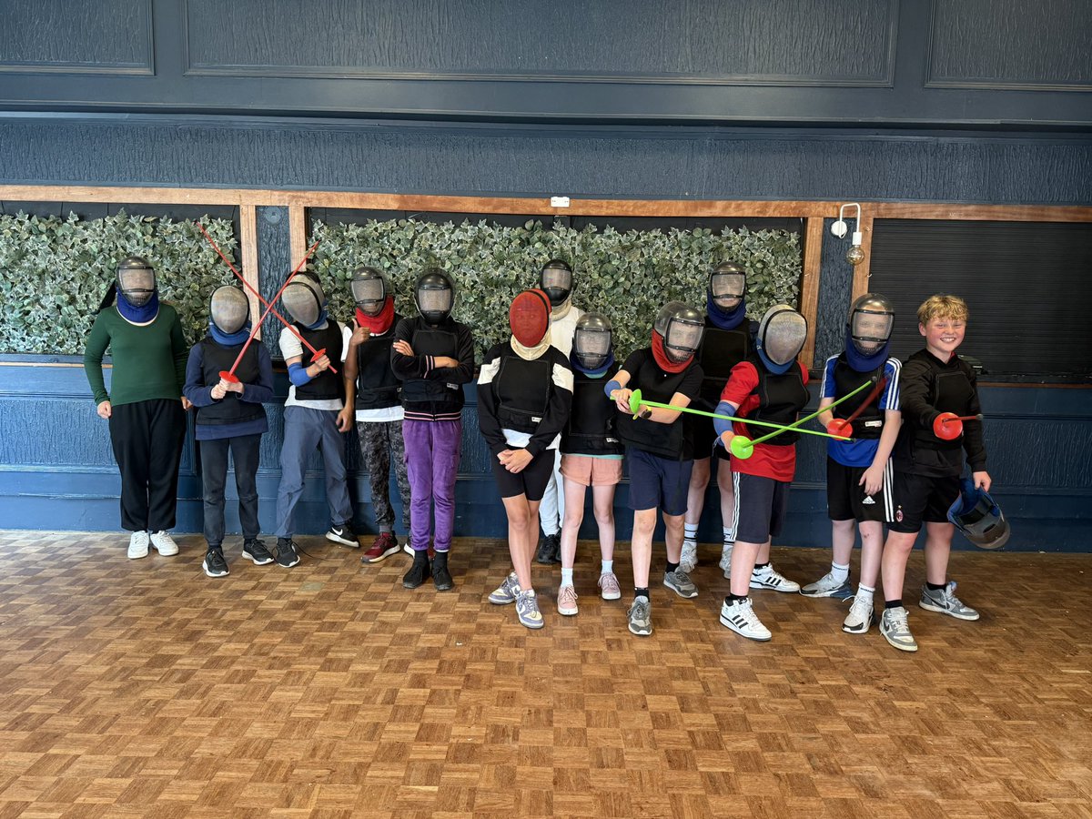 KingsIntColl's tweet photo. Year 7s have arrived safely at PGL Kingswood! 🚌🎉

They’ve already tackled their first activities – Fencing and Climbing! 🗡️🧗‍♂️ Great energy, teamwork, and plenty of smiles all round.

More adventures to come! #PGLKingswood #KICPGL https://t.co/phFuz24DAu