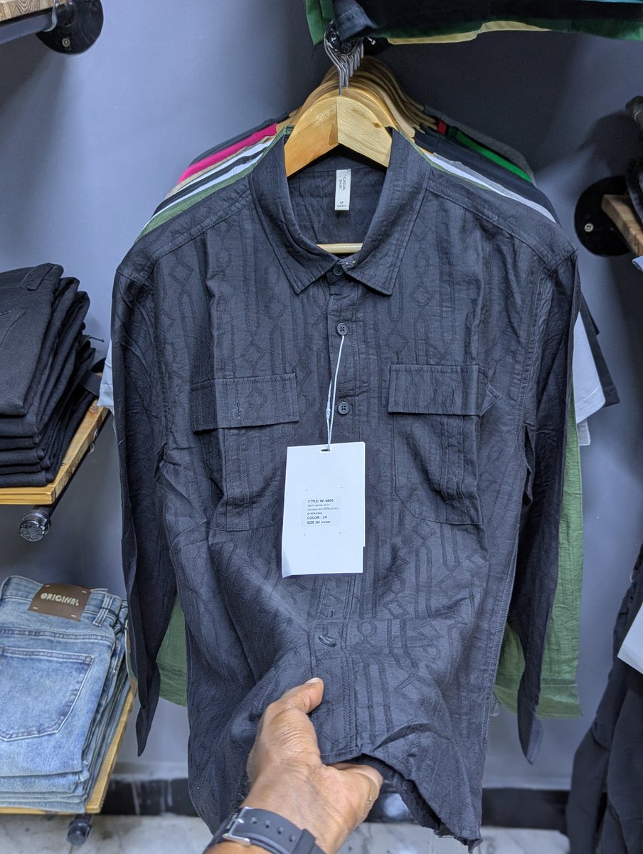 Linen iyo ina quality standard sana, kama una 35k ya haraka hapo tufunge biashara ni Xl

☎️ 0623533526