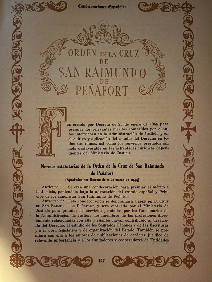 ipeutrera's tweet photo. La Orden de San Raimundo de Peñafort fue creada por Francisco Franco mediante Decreto de 2 de marzo de 1945.

Zapatero no es digno de ostentar esa condecoración “franquista” para juristas ilustres. 

No está prevista para rufianes de su calaña. https://t.co/vxoDIAxpQc