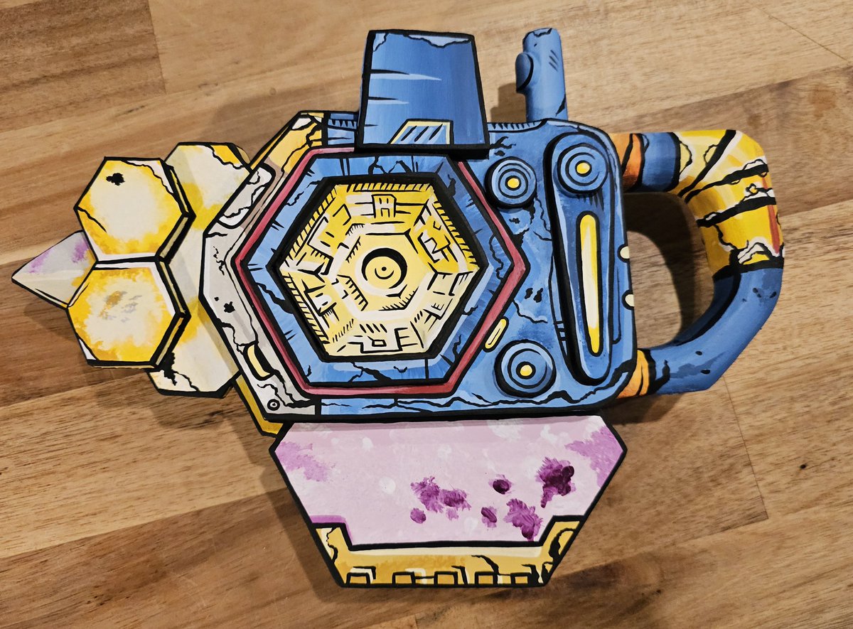 If you're waiting on a commission from me I am working hard to get them out to you ASAP! Making Moxxi just pushed everything back a bit!

I also have a sham 90% completed and looking for a home! Send me a DM if you're interested!