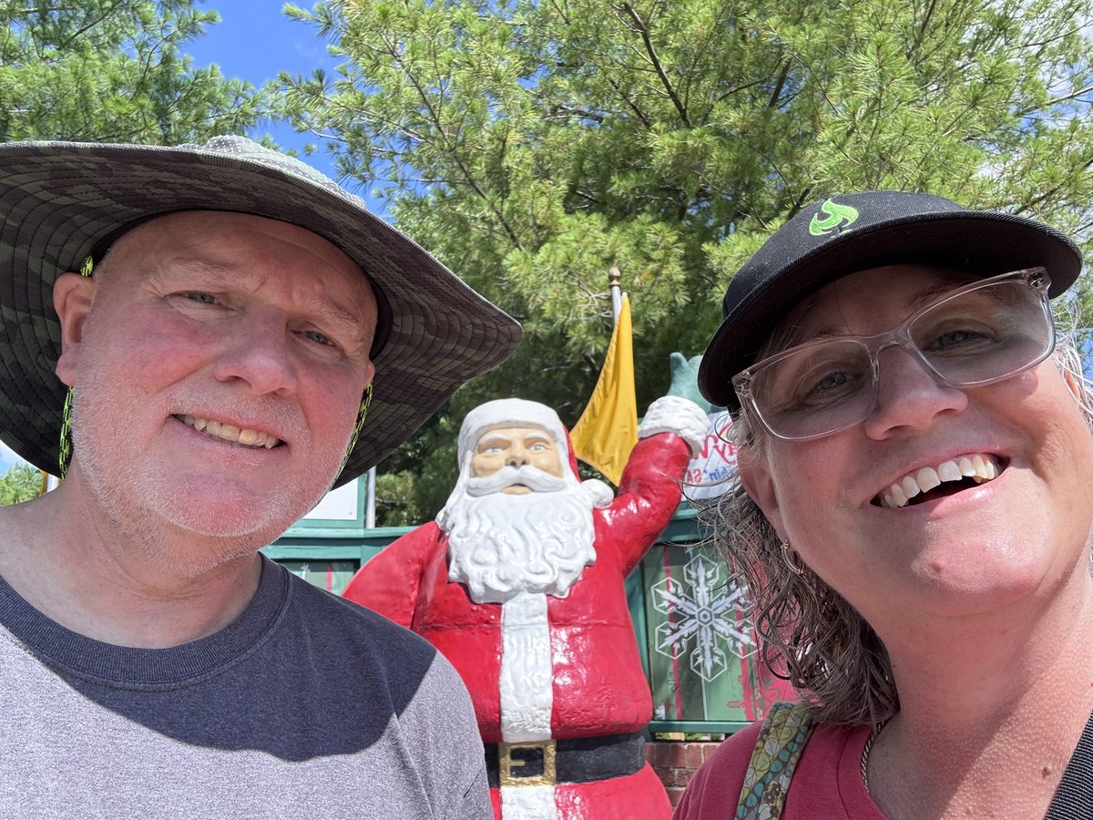 Went with my husband to Holiday World. Their newest ride, Good Gravy, came with some theming any Culinary Arts teacher would love ❤️