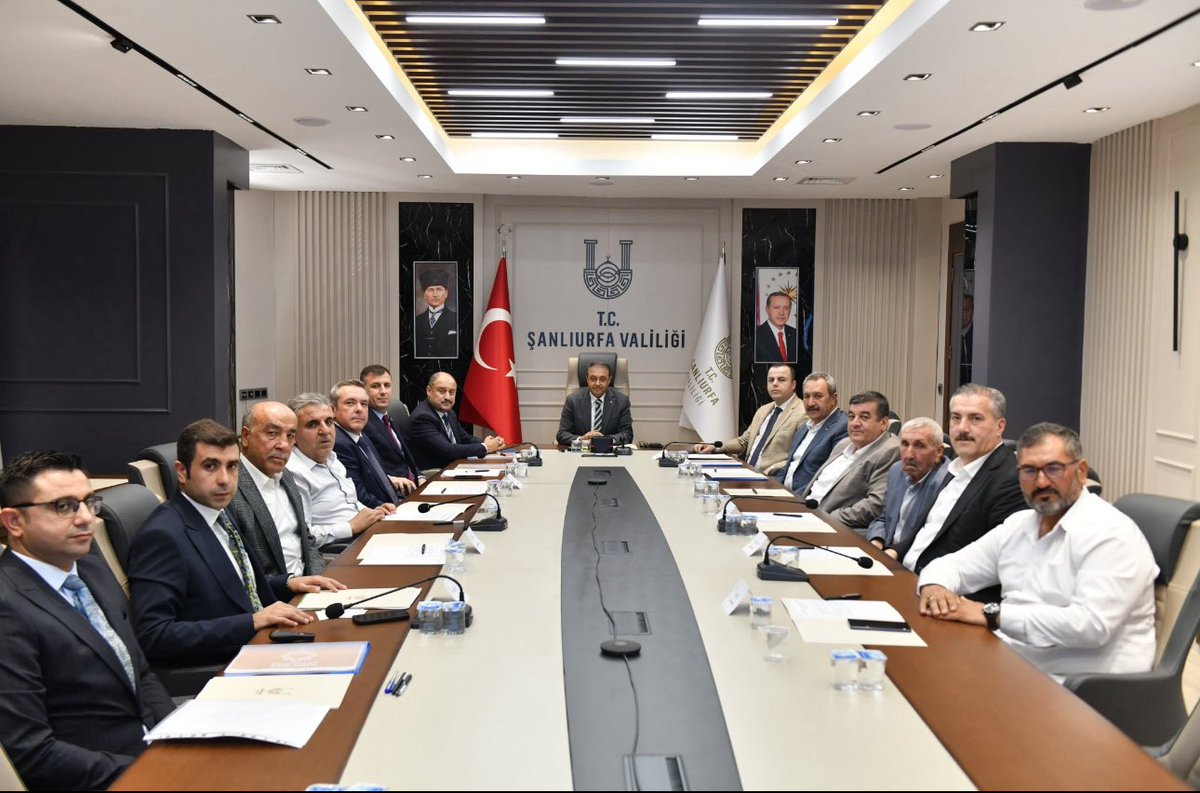 Mehmet KARADEMİR (@m__karademir) on Twitter photo Şanlıurfa Gıda İhtisas Organize Sanayi Bölgesi Müteşebbis Heyeti Toplantısını
Valimiz <a href="/hasansildak/">Hasan ŞILDAK</a> başkanlığında gerçekleştirildik.
Toplantıda Alınan kararlar şehrimize ve sanayicilerimize hayırlı olsun. Şanlıurfa Gıda İhtisas Organize Sanayi Bölgesi Müteşebbis Heyeti Toplantısını
Valimiz <a href="/hasansildak/">Hasan ŞILDAK</a> başkanlığında gerçekleştirildik.
Toplantıda Alınan kararlar şehrimize ve sanayicilerimize hayırlı olsun.
