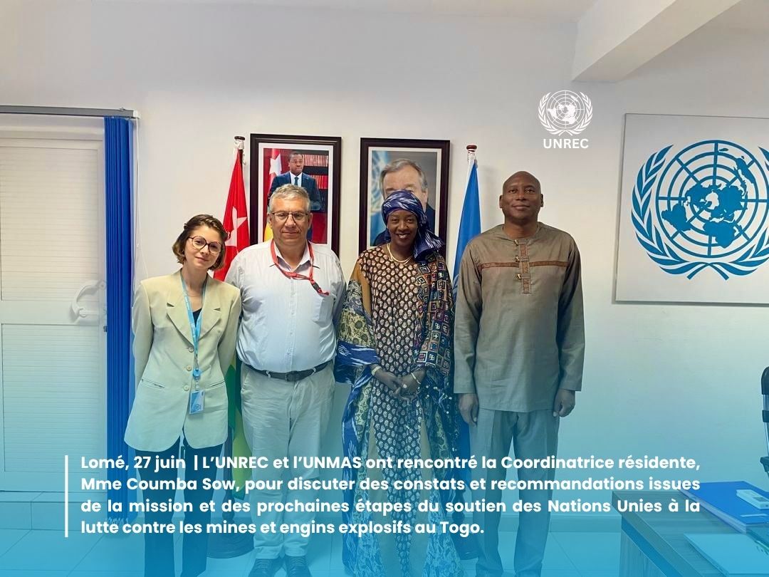 📍Lomé, 27 juin 🇹🇬 | L’UNREC et l’UNMAS ont rencontré la Coordinatrice résidente, Mme Coumba Sow, pour discuter des constats et recommandations issues de la mission et des prochaines étapes du soutien des Nations Unies à la lutte contre les mines et engins explosifs au Togo.