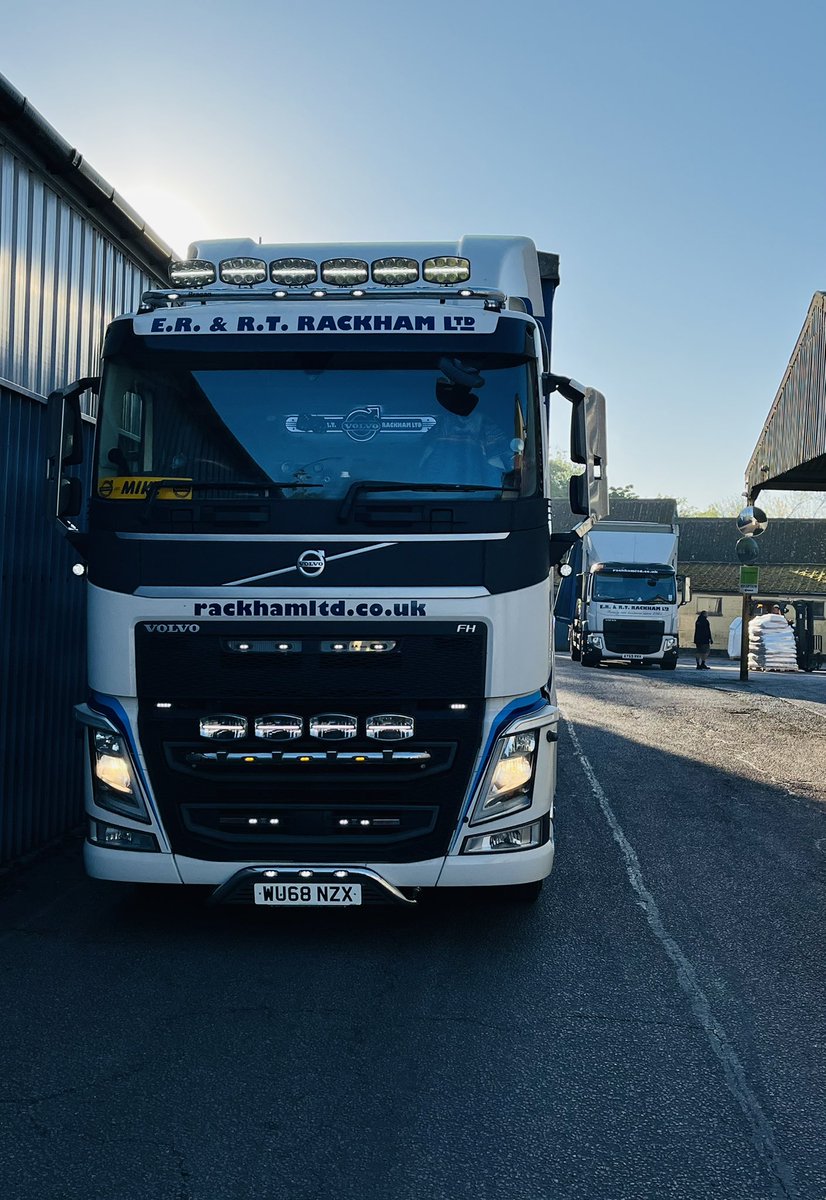 DebenMills's tweet photo. A few shots from the past month or so 📸
#rackhamsforservice
#rackhamltd
#debenmills
#celebrating140years
#wickhammarket
#animalfeeds
#solidfuels
#gardeningsupplies https://t.co/DdaDCQNDp1