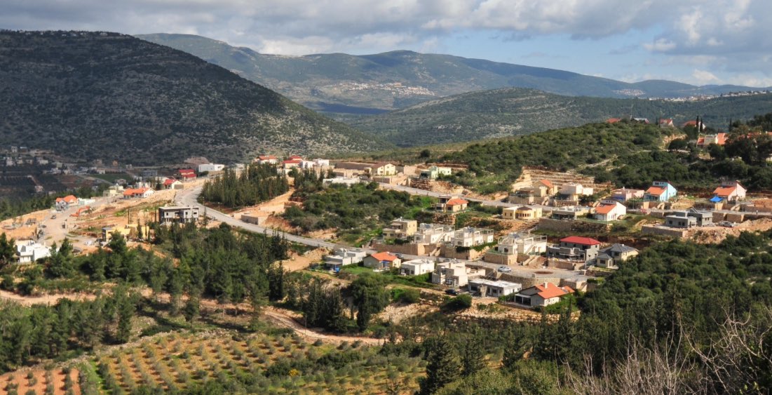 🚨היום עבר בכנסת תיקון משמעותי מאד לחוק התכנון והבניה שמהווה מהפכה בתכנון והבנייה ביישובים קטנים בפריפריה. 

בזכות התיקון החשוב שיזם חבר הכנסת אריק קלנר (הליכוד), ועדות מקומיות ביישובים קטנים בצפון ובדרום יוכלו – לראשונה מזה 60 שנה – לשנות ייעוד קרקע בעצמן, לצורך הקמת שכונות